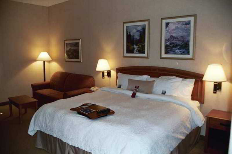 Hotel Hampton 3*